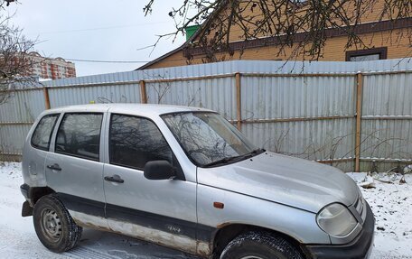 Chevrolet Niva I рестайлинг, 2004 год, 250 000 рублей, 3 фотография