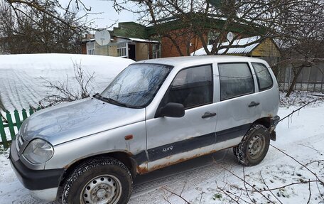 Chevrolet Niva I рестайлинг, 2004 год, 250 000 рублей, 4 фотография