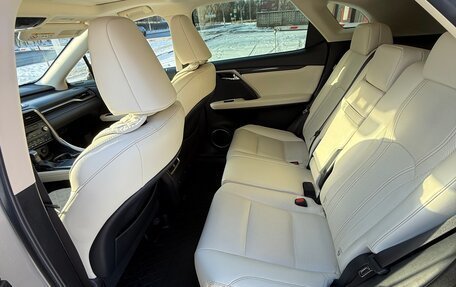 Lexus RX IV рестайлинг, 2019 год, 5 100 000 рублей, 6 фотография