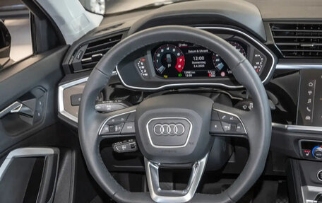 Audi Q3, 2024 год, 4 900 000 рублей, 6 фотография