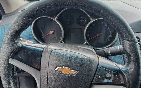 Chevrolet Cruze II, 2011 год, 560 000 рублей, 8 фотография