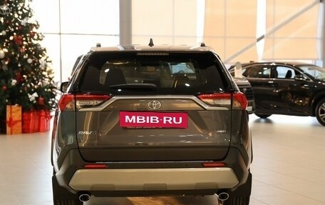 Toyota RAV4, 2025 год, 5 900 000 рублей, 6 фотография