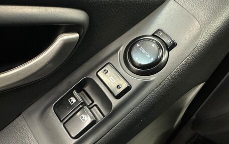 Hyundai H-1 II рестайлинг, 2013 год, 1 795 000 рублей, 10 фотография