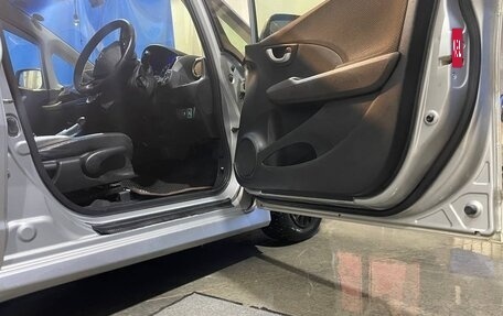 Honda Fit Shuttle I рестайлинг, 2012 год, 1 100 000 рублей, 17 фотография