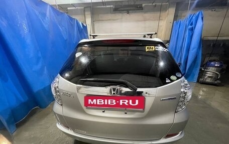Honda Fit Shuttle I рестайлинг, 2012 год, 1 100 000 рублей, 15 фотография