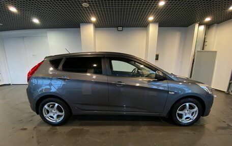 Hyundai Solaris II рестайлинг, 2016 год, 1 030 000 рублей, 2 фотография