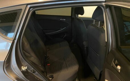 Hyundai Solaris II рестайлинг, 2016 год, 1 030 000 рублей, 17 фотография