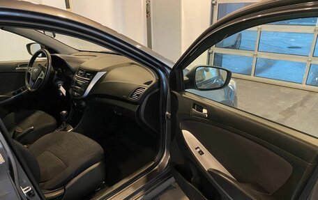 Hyundai Solaris II рестайлинг, 2016 год, 1 030 000 рублей, 27 фотография