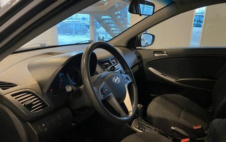 Hyundai Solaris II рестайлинг, 2016 год, 1 030 000 рублей, 23 фотография