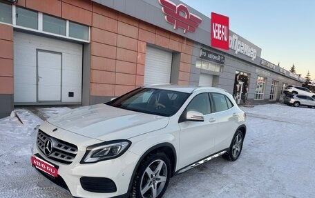 Mercedes-Benz GLA, 2017 год, 3 000 000 рублей, 2 фотография