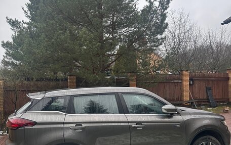 Geely Atlas, 2023 год, 2 100 000 рублей, 2 фотография