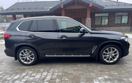 BMW X5, 2021 год, 9 700 000 рублей, 2 фотография