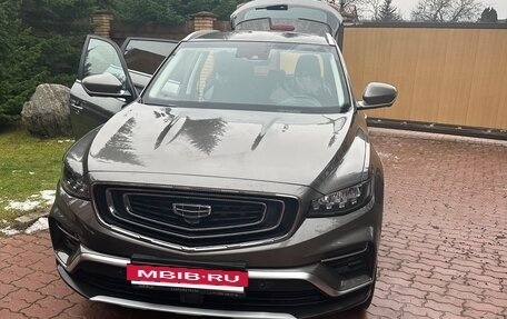 Geely Atlas, 2023 год, 2 100 000 рублей, 6 фотография