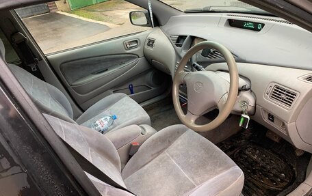 Toyota Prius IV XW50, 1998 год, 200 000 рублей, 8 фотография