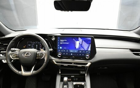 Lexus RX IV рестайлинг, 2023 год, 8 100 000 рублей, 17 фотография