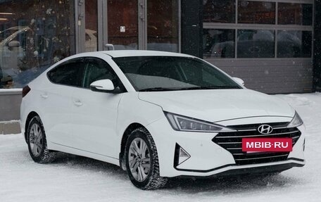 Hyundai Elantra VI рестайлинг, 2019 год, 1 600 000 рублей, 3 фотография