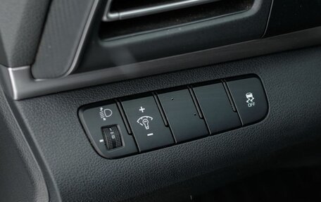 Hyundai Elantra VI рестайлинг, 2019 год, 1 600 000 рублей, 17 фотография