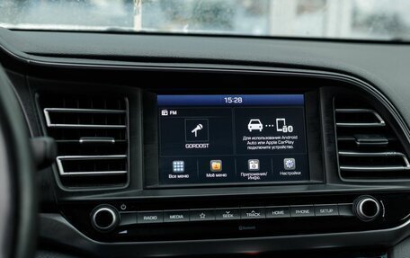 Hyundai Elantra VI рестайлинг, 2019 год, 1 600 000 рублей, 14 фотография