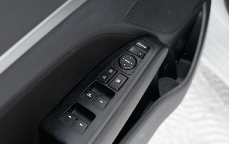 Hyundai Elantra VI рестайлинг, 2019 год, 1 600 000 рублей, 16 фотография