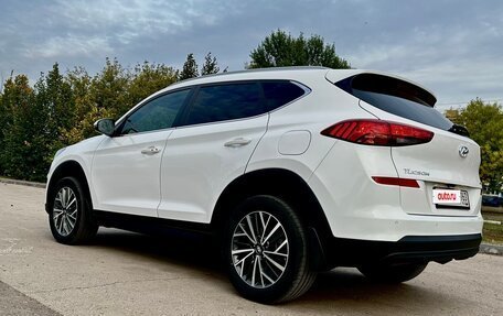 Hyundai Tucson III, 2018 год, 1 950 000 рублей, 2 фотография