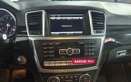 Mercedes-Benz GL-Класс, 2015 год, 2 200 000 рублей, 13 фотография