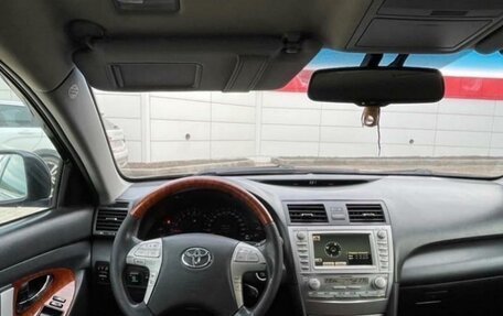 Toyota Camry, 2011 год, 1 150 000 рублей, 4 фотография
