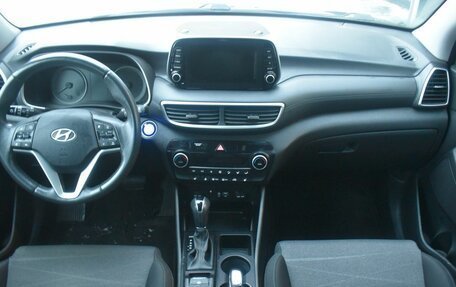 Hyundai Tucson III, 2018 год, 2 360 000 рублей, 12 фотография