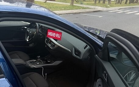 BMW 1 серия, 2021 год, 2 180 000 рублей, 11 фотография