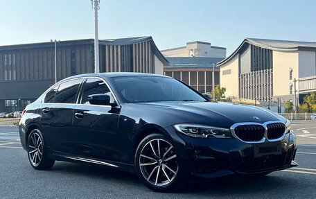 BMW 3 серия, 2022 год, 2 655 499 рублей, 2 фотография