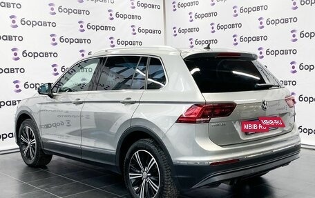 Volkswagen Tiguan II, 2016 год, 2 225 000 рублей, 4 фотография