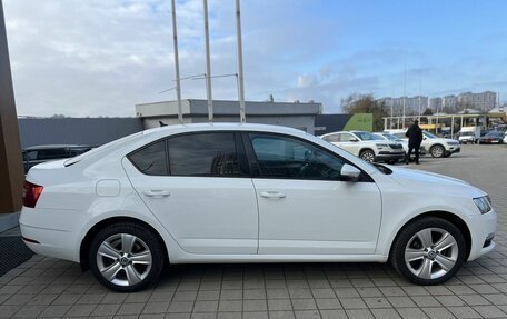 Skoda Octavia, 2018 год, 1 300 000 рублей, 4 фотография