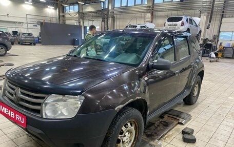 Renault Duster I рестайлинг, 2014 год, 650 000 рублей, 2 фотография