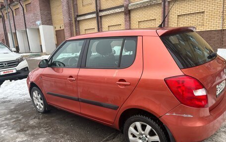 Skoda Fabia II, 2009 год, 450 000 рублей, 2 фотография