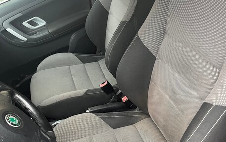 Skoda Fabia II, 2009 год, 450 000 рублей, 15 фотография