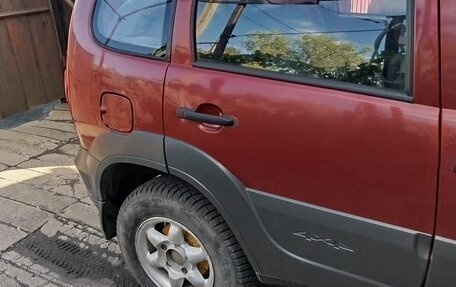 Chevrolet Niva I рестайлинг, 2009 год, 575 000 рублей, 3 фотография