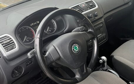 Skoda Fabia II, 2009 год, 450 000 рублей, 16 фотография