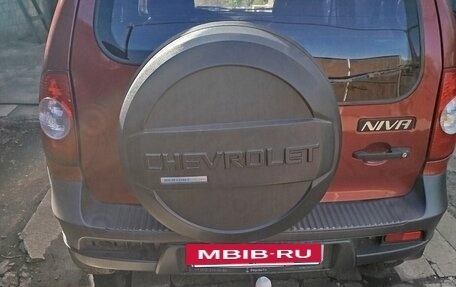 Chevrolet Niva I рестайлинг, 2009 год, 575 000 рублей, 4 фотография
