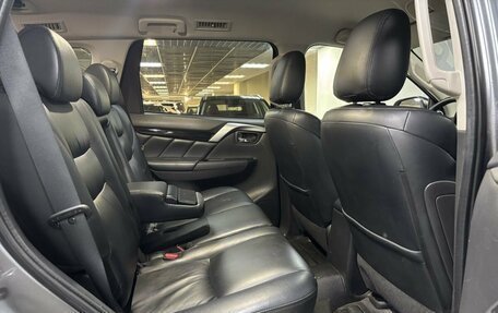 Mitsubishi Pajero Sport III рестайлинг, 2017 год, 3 150 000 рублей, 11 фотография