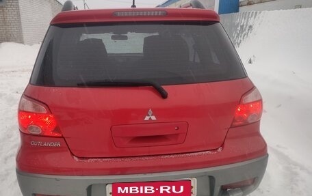 Mitsubishi Outlander III рестайлинг 3, 2007 год, 850 000 рублей, 4 фотография