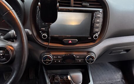 KIA Soul III, 2020 год, 2 100 000 рублей, 14 фотография