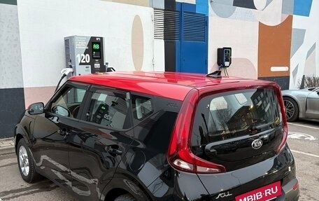 KIA Soul III, 2020 год, 2 100 000 рублей, 3 фотография