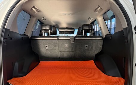 Toyota Land Cruiser Prado 150 рестайлинг 2, 2015 год, 3 800 000 рублей, 9 фотография