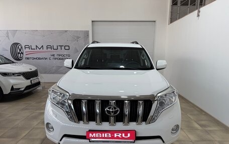 Toyota Land Cruiser Prado 150 рестайлинг 2, 2015 год, 3 800 000 рублей, 3 фотография