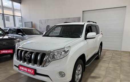 Toyota Land Cruiser Prado 150 рестайлинг 2, 2015 год, 3 800 000 рублей, 1 фотография