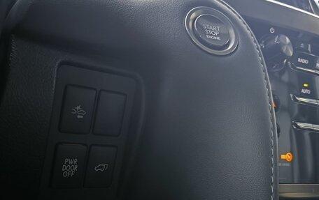 Lexus LX III, 2021 год, 12 000 000 рублей, 38 фотография