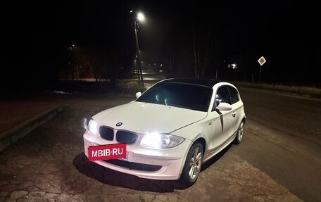 BMW 1 серия, 2009 год, 650 000 рублей, 2 фотография