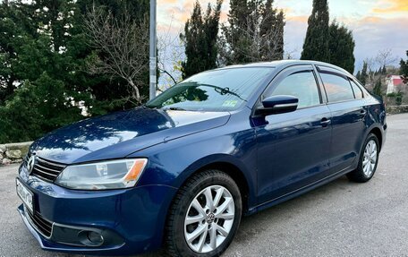 Volkswagen Jetta VI, 2011 год, 1 090 000 рублей, 2 фотография