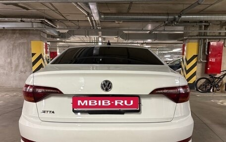 Volkswagen Jetta VII, 2018 год, 1 600 000 рублей, 6 фотография