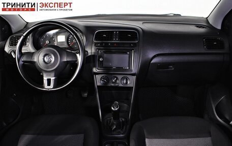 Volkswagen Polo VI (EU Market), 2011 год, 647 000 рублей, 11 фотография