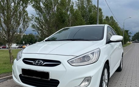 Hyundai Solaris II рестайлинг, 2013 год, 939 000 рублей, 9 фотография